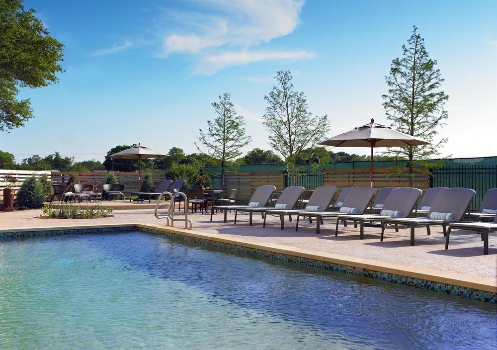 Sheraton Dallas Hotel By The Galleria Exterior photo