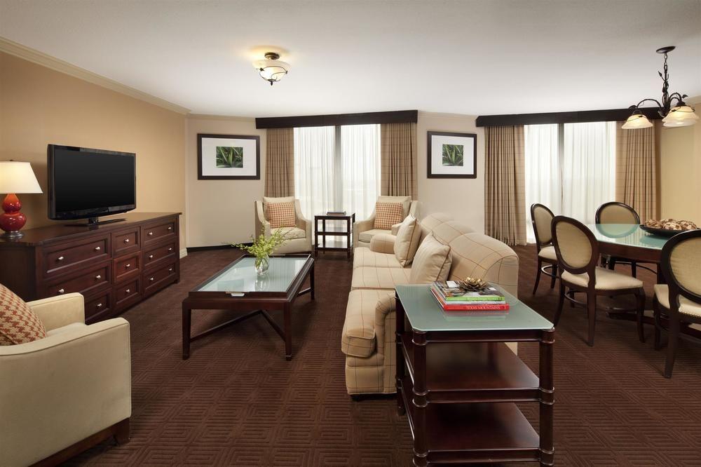 Sheraton Dallas Hotel By The Galleria Exterior photo